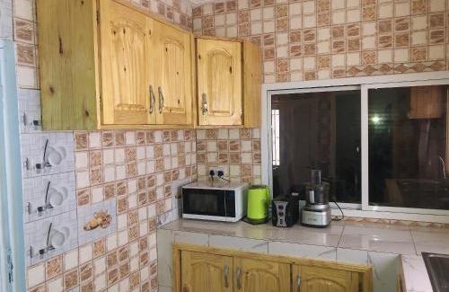 Serrekunda House | AwaMuuLamin MANNEH GUEST HOUSE