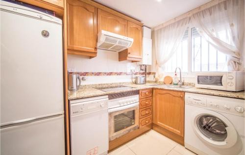 Marina d'Or Apartment | Awesome Apartment In Oropesa Del Mar