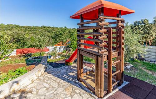 Kavran Apartment | Awesome Apartment In Kavran With Wifi