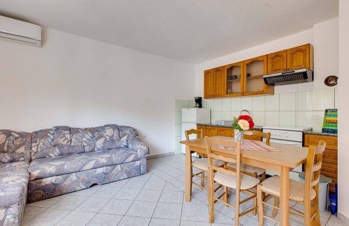 Marsici Apartment | Awesome apartment in Marsici with WiFi