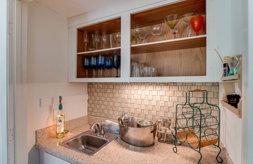 Spinnaker Beachhouses House | Awesome End Unit Spinnaker! 3 BR Close to Beach w/Amenity Cards! Pet Friendly!