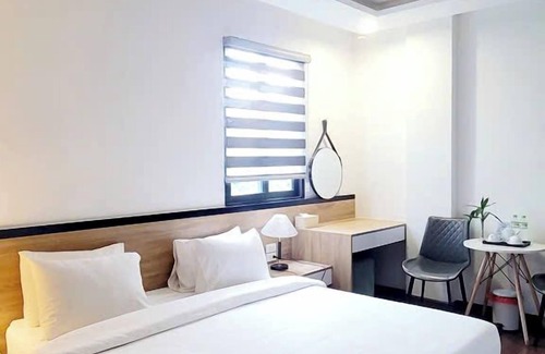 Hang Buom Hotel | Awesome Hanoi Hostel & Pub