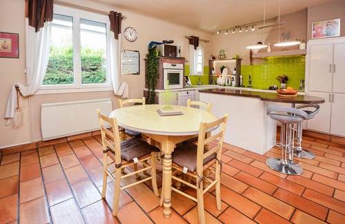 Saint-Martin-de-Crau House | Awesome home in Saint-Martin-de-Crau
