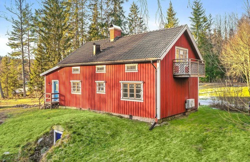 Edsleskog House | Awesome home in åmål with WiFi