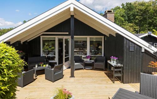 Rendbjerg House | Awesome Home In Egernsund With Kitchen