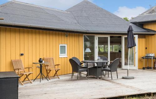 Frederikshavn House | Awesome Home In Frederikshavn With Wifi