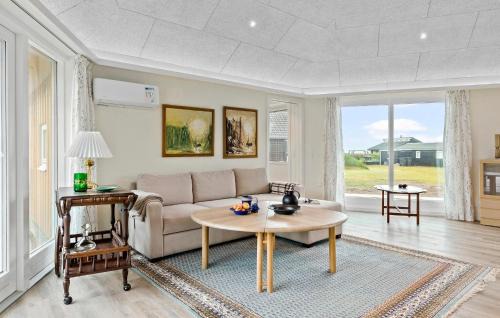 Frederikshavn House | Awesome Home In Frederikshavn With Wifi