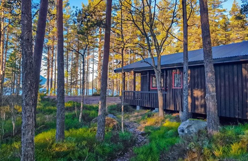 Hauggrend House | Awesome home in Fyresdal with kitchen