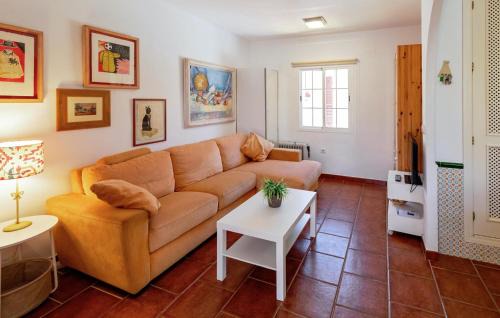 Islantilla House | Awesome Home In Islantilla - Lepe