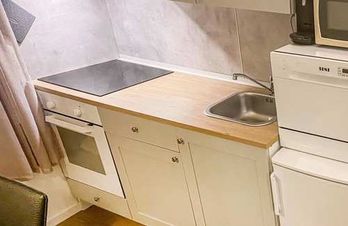 Dyroy Municipality House | Awesome home in Kråkrøhamn