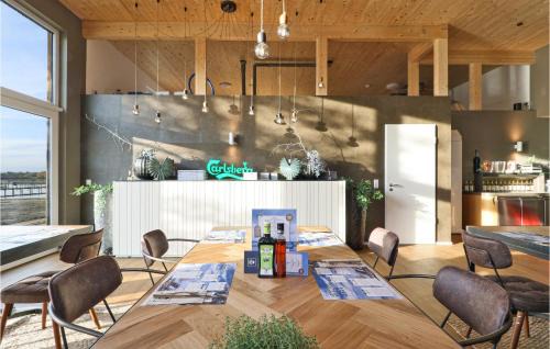 Lembruch House | Awesome Home In Lembruchdümmer See