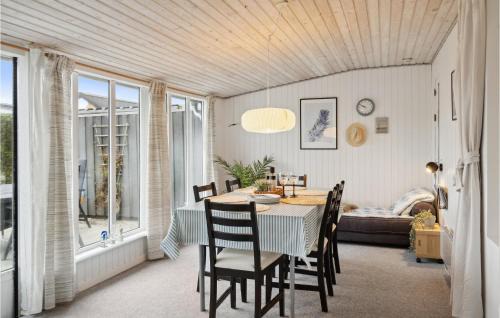 Hasmark Strand House | Awesome Home In Otterup With Wifi