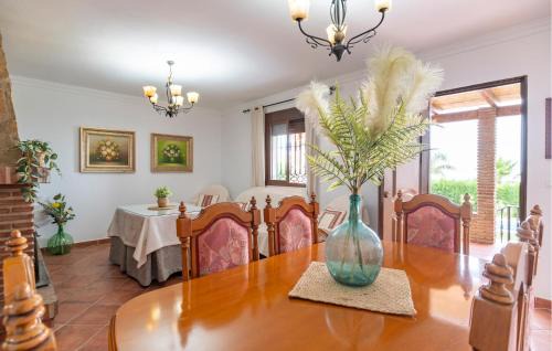 Periana House | Awesome Home In Periana