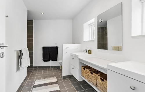 Roskilde House | Awesome Home In Roskilde With Wifi
