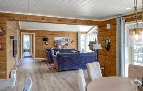 Stryn House | Awesome Home In Stryn