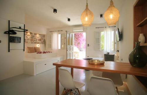 Ermoupoli House | Axilleion Boutique Hotel
