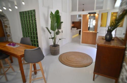 Ermoupoli House | Axilleion Boutique Hotel