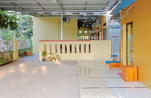 Singaraja Hotel | Ayna Syariah Mitra RedDoorz Indramayu