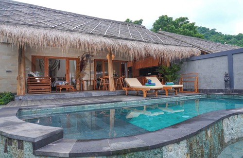 Amed Villa | Ayunan Beach Villas Amed