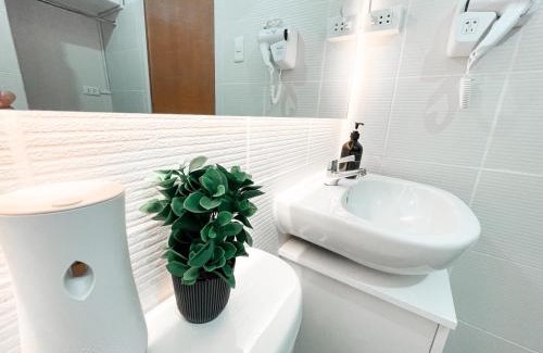 Bantud Hacienda Apartment | AZRA Bacolod at Mesavirre Garden Residences