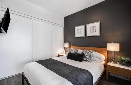 Wellington Place Apartment | Azure Suites