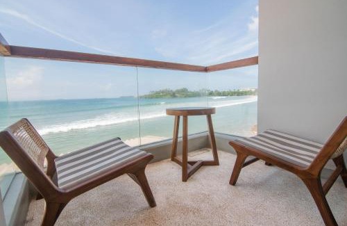 Kaduruduwa Hotel | Azuri Bay