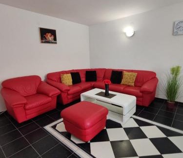 Kastel Novi Apartment | Azzuro