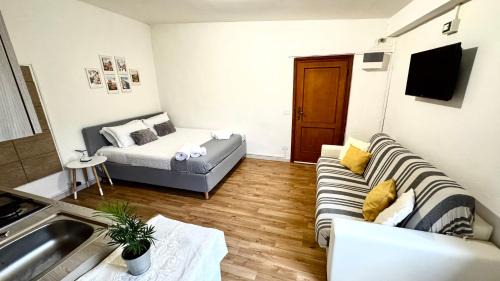 Empoli Apartment | Azzurro House EMPOLI