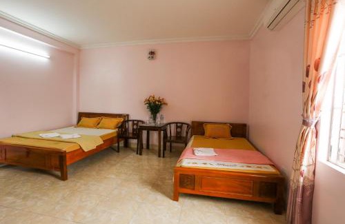 Soc Son Hotel | Bình an