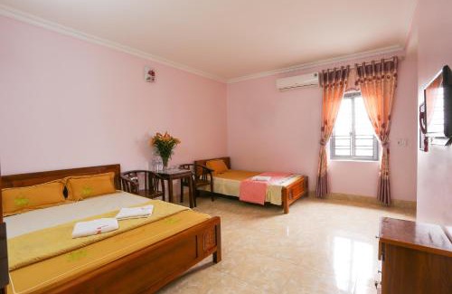 Soc Son Hotel | Bình an