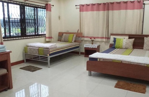 San Phi Suea Other | B&B เพลส ห้องพัก 200 ห้องพัก 300 ห้องพัก 150 ที่พักเชียงใหม่ราคาถูก ห้องพักเชียงใหม่ราคาถูก โรงแรมเซลส์ส์