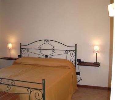 Barbaresco House | B&B Cascina Gaione Via Gallina,18b 12052 Neive cn