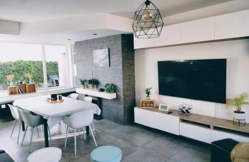 Poperinge House | B&B De Stille grens, sfeervol vakantiehuis dichtbij bos en rust