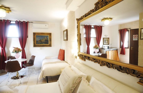 Fasano Bed & Breakfast | B&B Gianluis