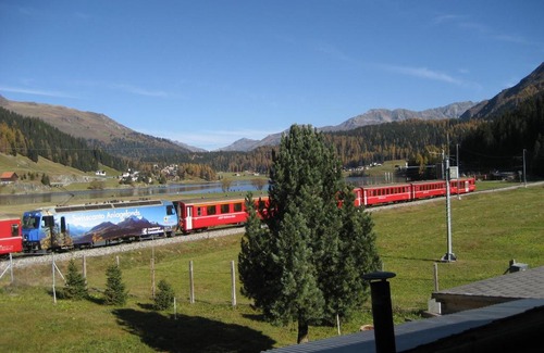 Davos-Dorf Bed & Breakfast | B&B Haus im Sand