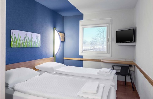 Benrath Hotel | B&B HOTEL Düsseldorf-Hilden