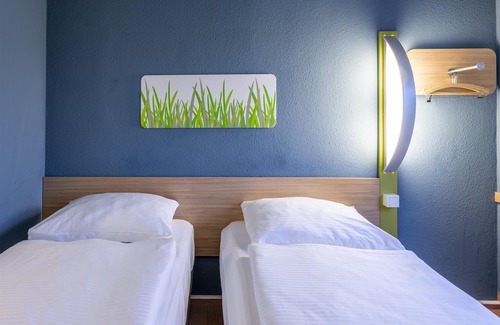 Benrath Hotel | B&B HOTEL Düsseldorf-Hilden