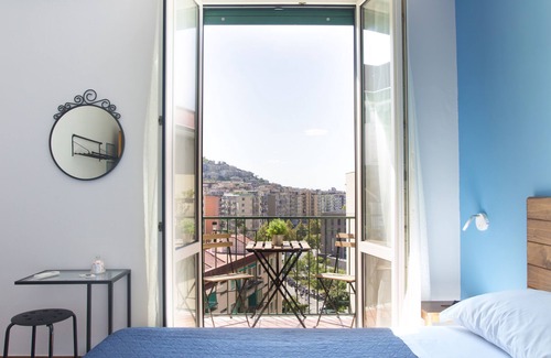 Salerno Bed & Breakfast | B&B Il Faro