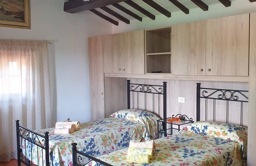 San Pietro a Cegliolo Bed & Breakfast | B&B Il Mandorlo
