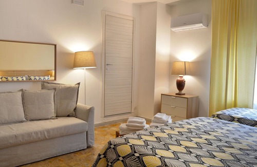 Naples City Centre Bed & Breakfast | B&B La Locanda dell'Arte Museo