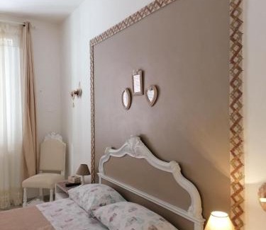 Salerno Bed & Breakfast | B&B Le Rose