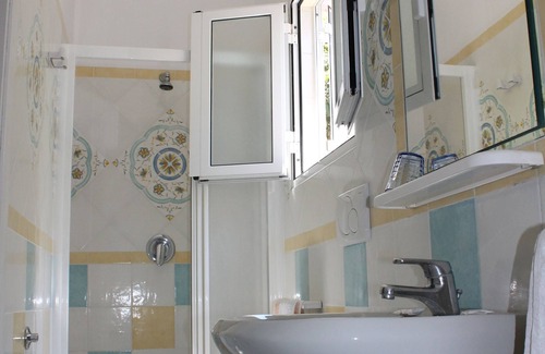 Casamicciola Terme Hotel | B&B Luna di Miele