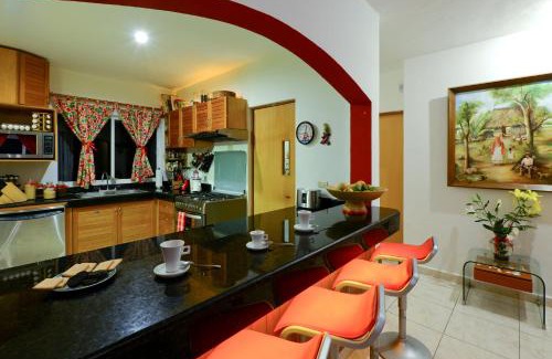 Puerto Aventuras Bed & Breakfast | B&B Mom's House