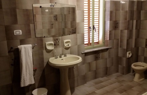 Amica Bed & Breakfast | B&B Oliveto Longo