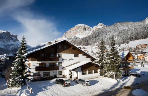 Corvara in Badia Apartment | B&B Residence Adria