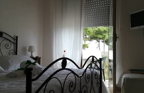 Noto Marina Bed & Breakfast | B&B Scogli Bianchi