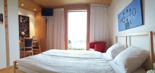 Pratteln Bed & Breakfast | B&B Sunnesite Pratteln
