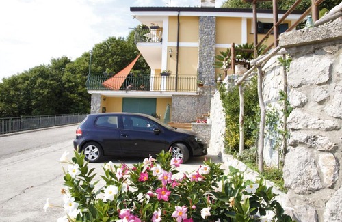 San Lazzaro Bed & Breakfast | B&B Villa Reginella