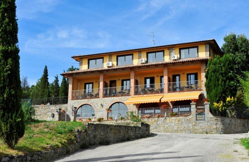 Tuoro sul Trasimeno House | B&B Villa Sensi