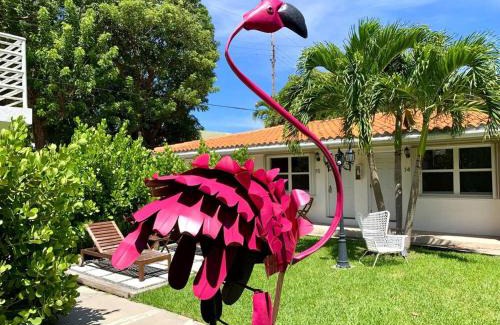 Edgewater Apartment | B02 5 min from beach studio Midtown Wynwood